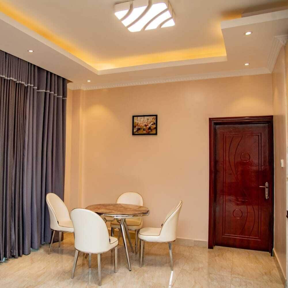 madras hotel and apartments