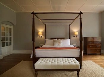 ama stays and trails tea estate bungalows munnar