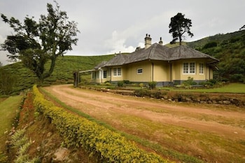 ama stays and trails tea estate bungalows munnar