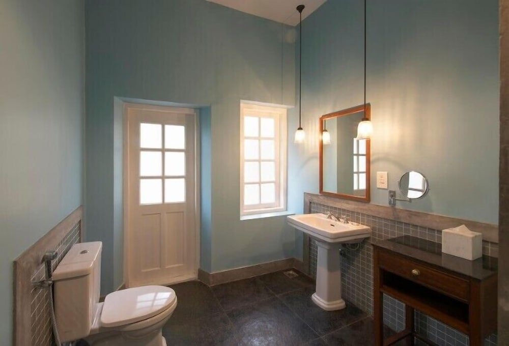 ama stays and trails tea estate bungalows munnar