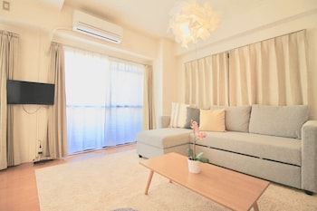 earls court building