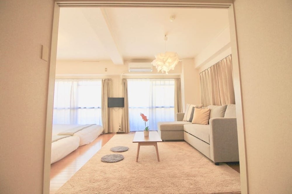 earls court building