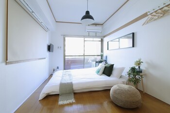 earls court building