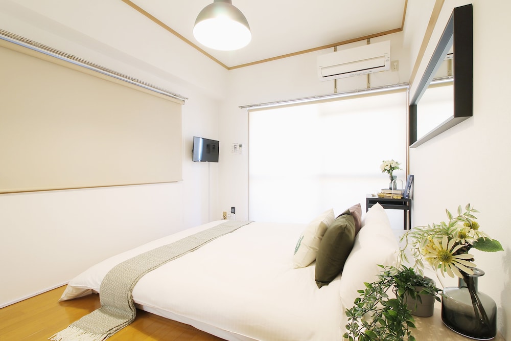 earls court building