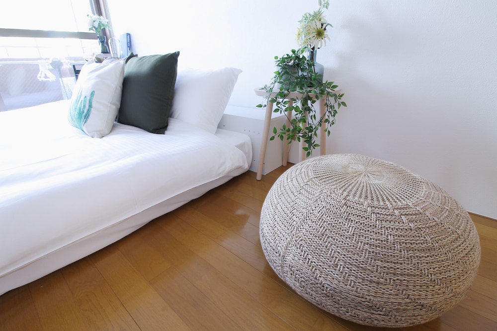 earls court building