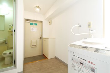 earls court building