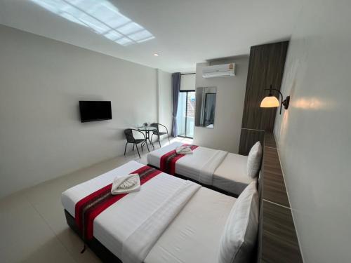 the hub suratthani hotel