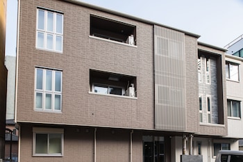 grand base urakami