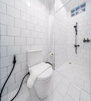 blu monkey hub and hotel ranong