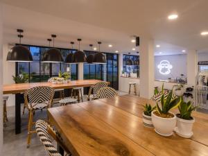 blu monkey hub and hotel ranong