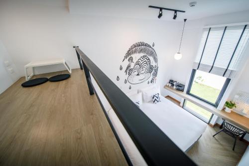 blu monkey hub and hotel ranong