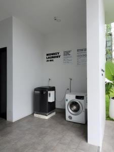 blu monkey hub and hotel ranong