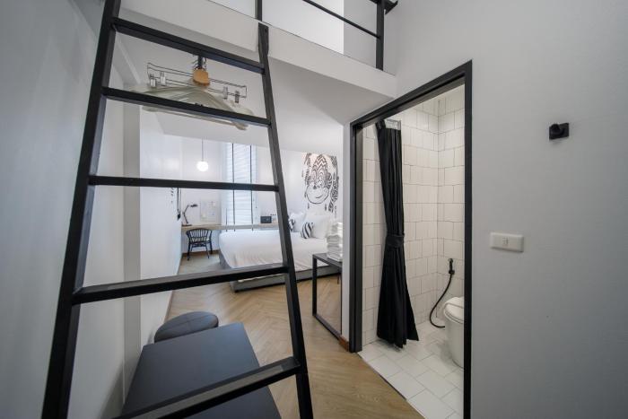 blu monkey hub and hotel ranong