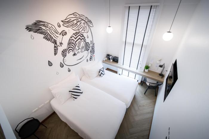 blu monkey hub and hotel ranong