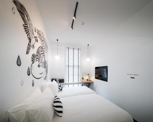 blu monkey hub and hotel ranong