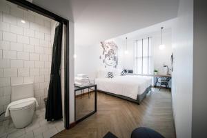 blu monkey hub and hotel ranong