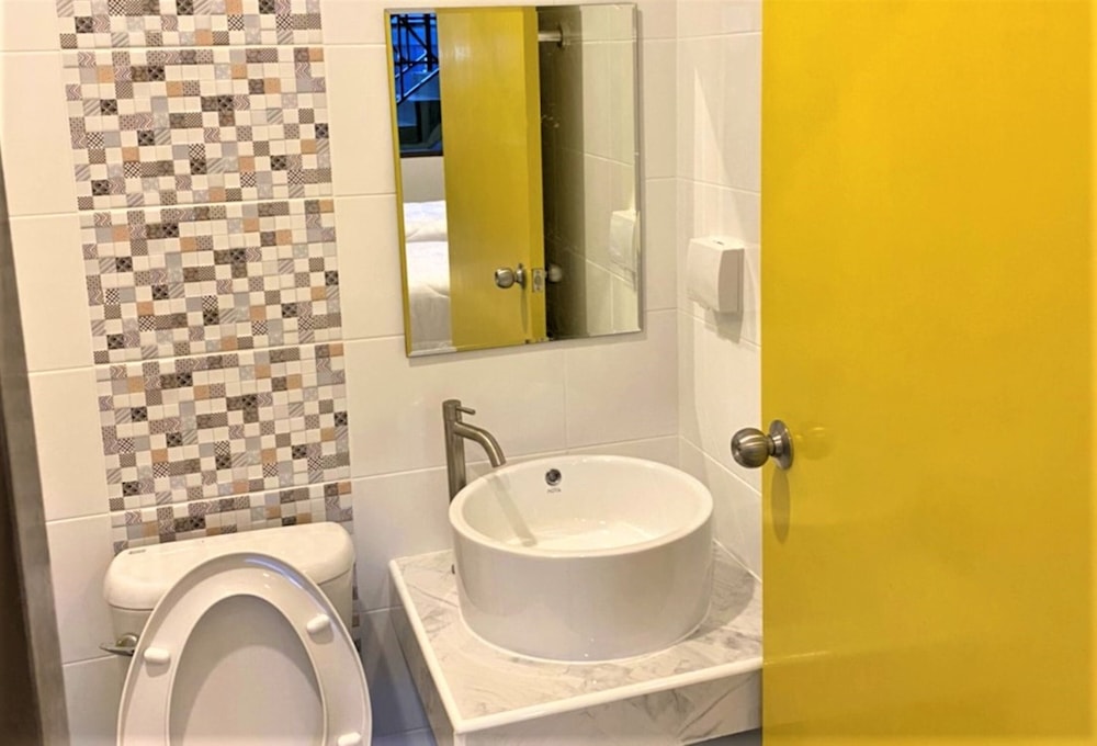 nandn house laem hin