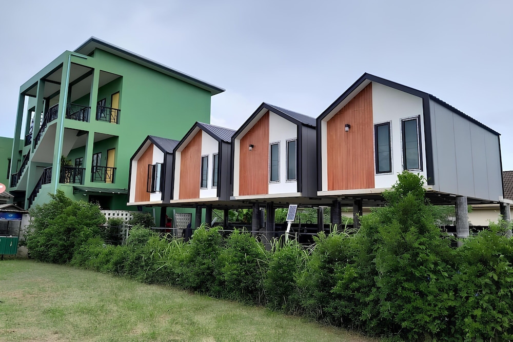 nandn house laem hin