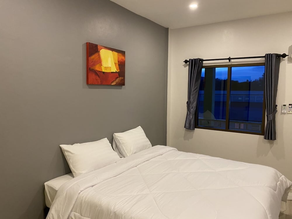 nandn house laem hin