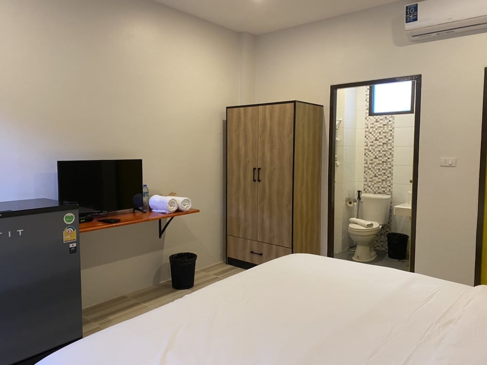 nandn house laem hin