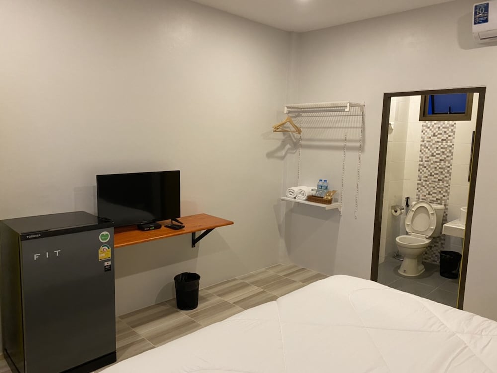 nandn house laem hin