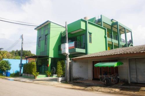 nandn house laem hin