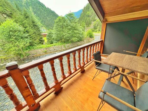 yesil irmak bungalow