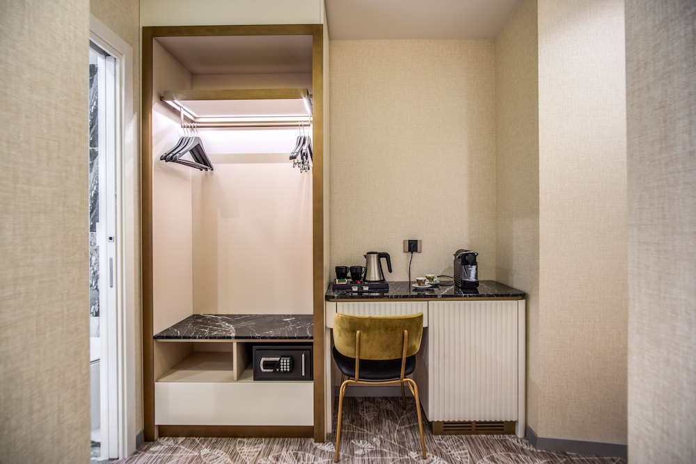 hotel zara