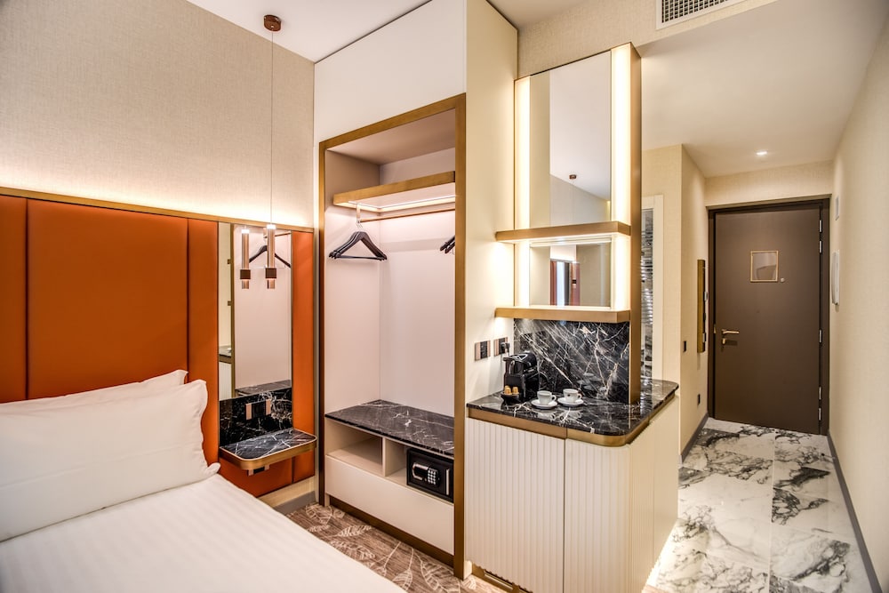 hotel zara