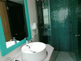 sanctuary hotel yangon