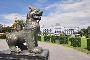 sanctuary hotel yangon