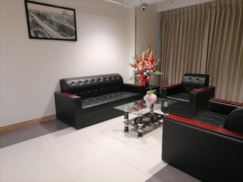 sanctuary hotel yangon