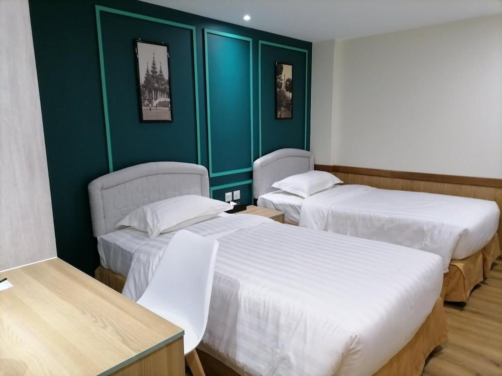 sanctuary hotel yangon