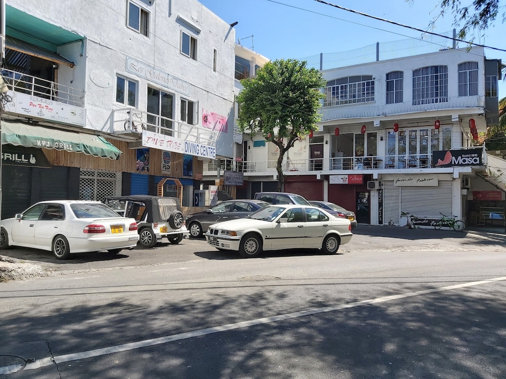 grand bay beach tourist residence