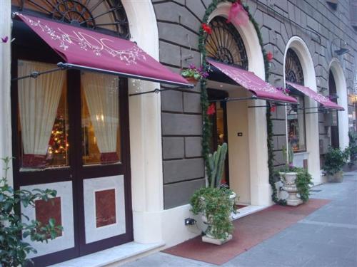 hotel dina