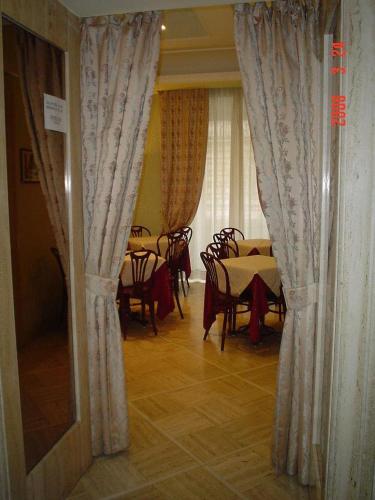 hotel dina