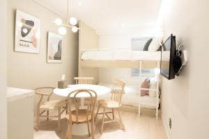artravel home