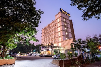 the monarch at midc rabale