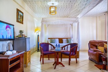 hotel nokras muranga