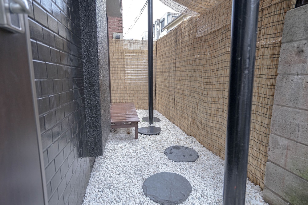 zaito tokyo waseda economy inn