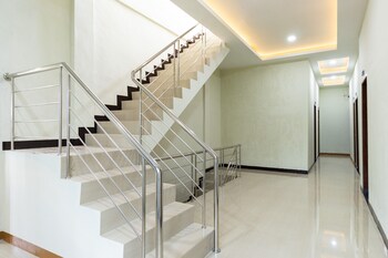 reddoorz near medan amplas