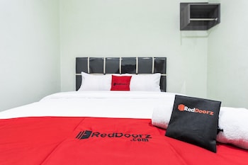 reddoorz near medan amplas