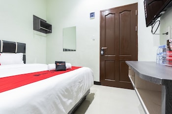 reddoorz near medan amplas