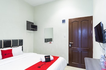 reddoorz near medan amplas