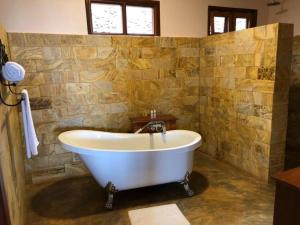 ngorongoro marera mountain view lodge