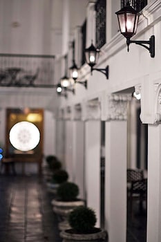 the salisbury business class