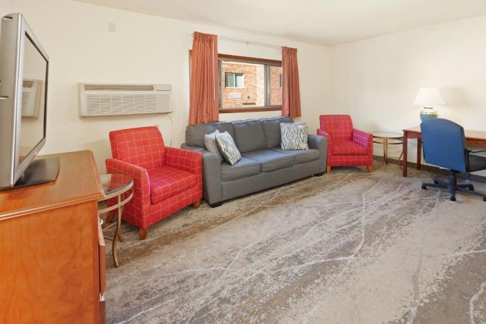 black hills luxury suites