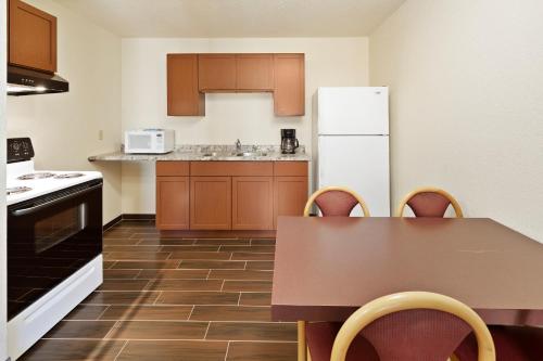 black hills luxury suites