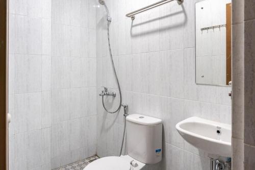 reddoorz near manhattan square medan