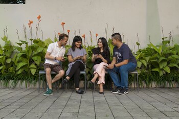 feliz noche by reddoorz